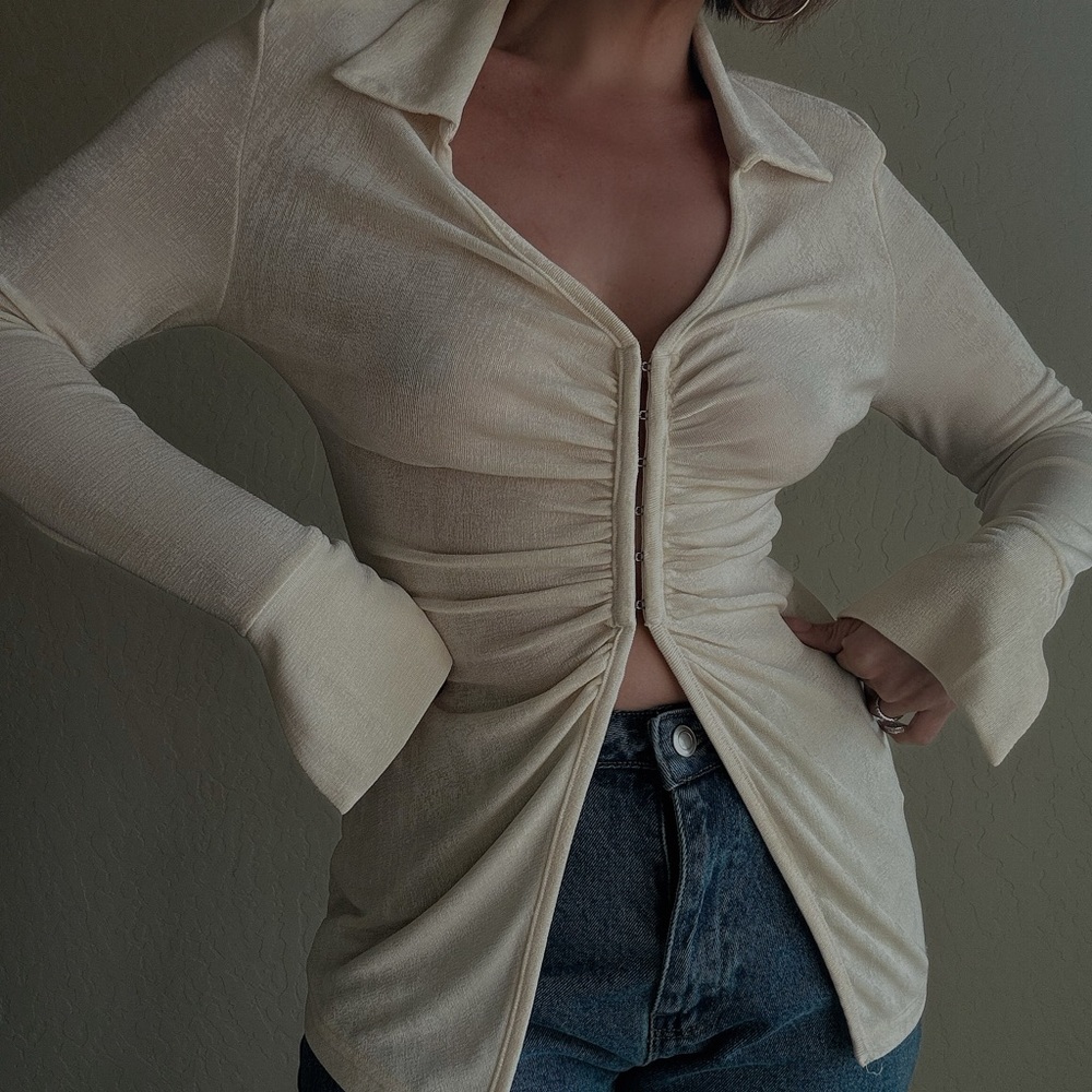 Slinky split hem top